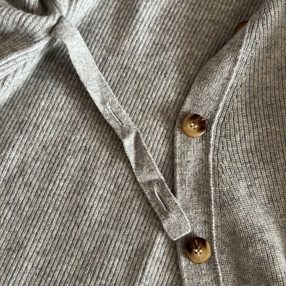 Unique design 100% cashmere cardigan - Picture 15 of 15